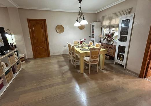 Villa in Los Montesinos