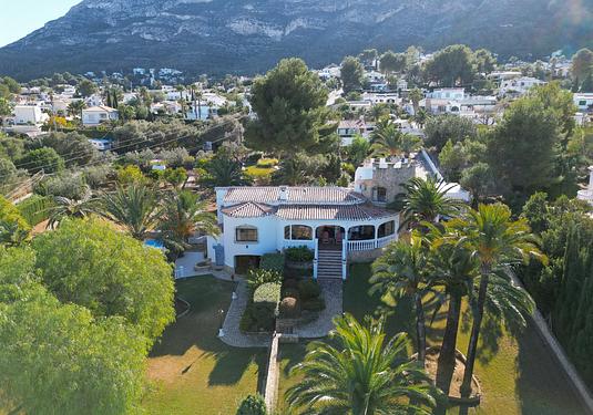 Villa in Denia
