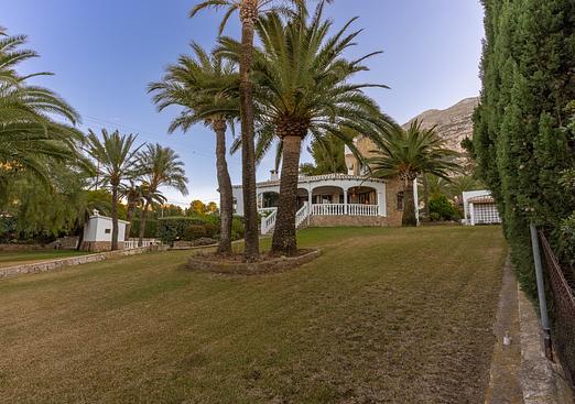 Villa in Denia