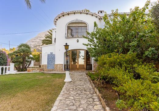 Villa in Denia