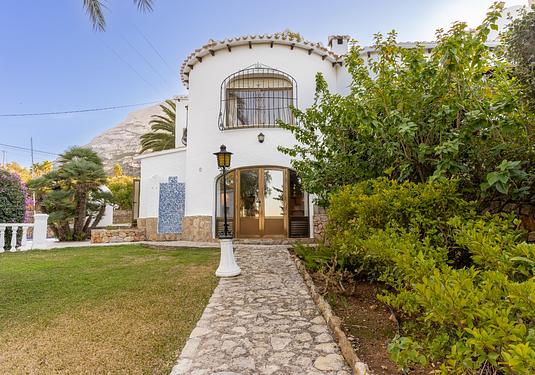 Villa in Denia