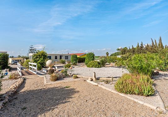 Villa in Los Montesinos