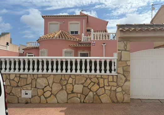 Villa in Playa Flamenca
