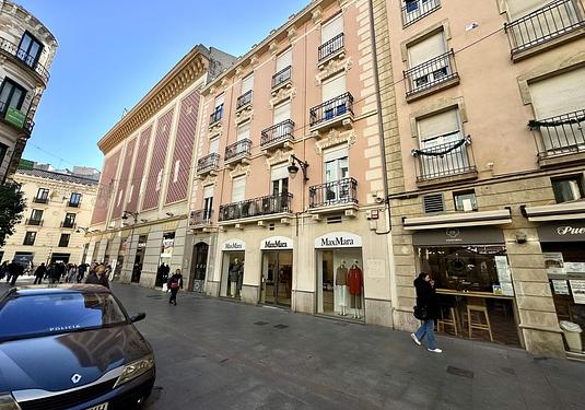 Commercial in Granada