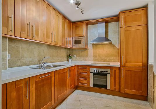 Town house in Lauro Golf