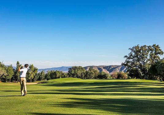 Town house in Lauro Golf