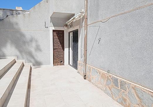 Semi detached in Torrevieja