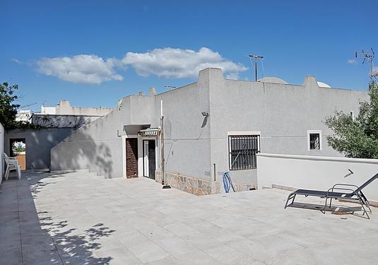 Semi detached in Torrevieja
