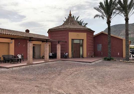 Country house in Totana