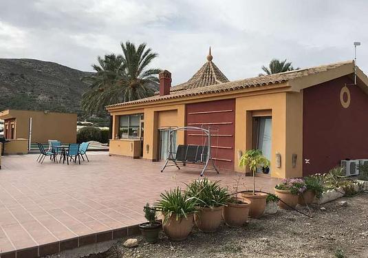 Country house in Totana