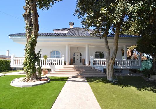 Villa in Torrevieja