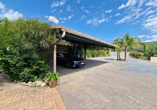 Villa in Periana
