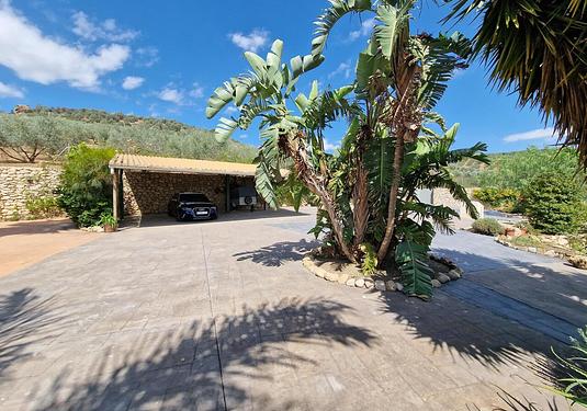 Villa in Periana