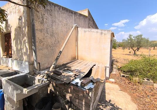 Country house in Yecla