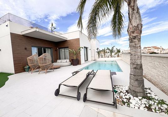 Villa in San Miguel de Salinas