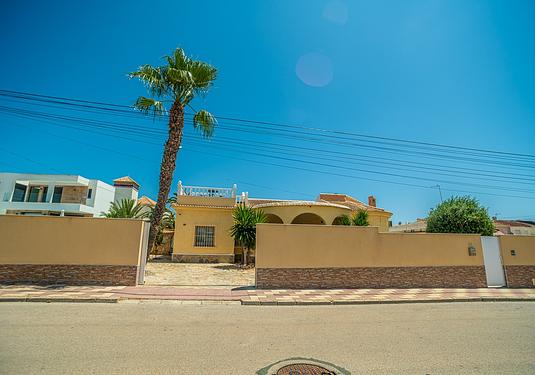 Villa in Torrevieja