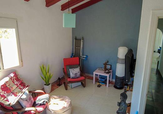 Country house in Ayora