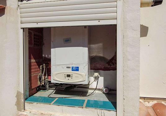 Country house in Ayora