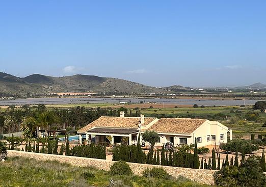 Villa in Los Belones