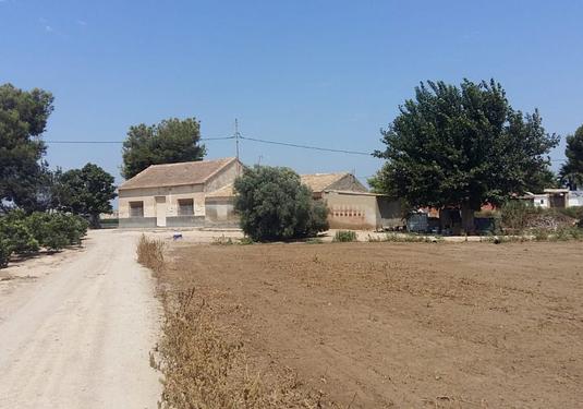 Country house in Daya Nueva