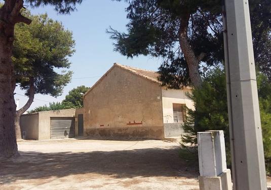 Country house in Daya Nueva