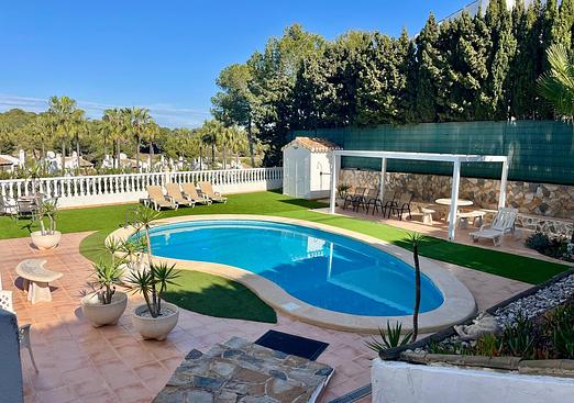 Villa in Villamartin