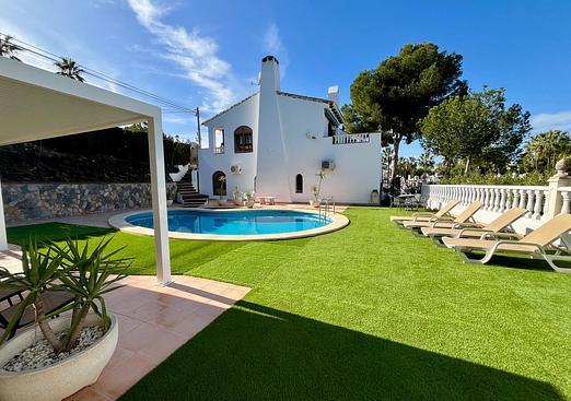 Villa in Villamartin