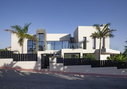 Villa in Nueva Andalucía