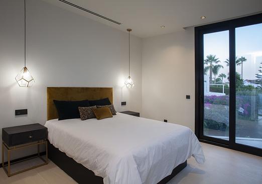 Villa in Nueva Andalucía