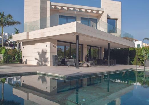Villa in Nueva Andalucía