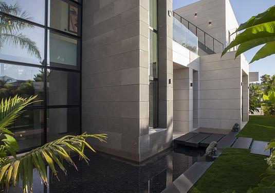 Villa in Nueva Andalucía