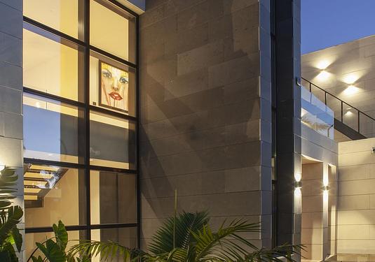 Villa in Nueva Andalucía