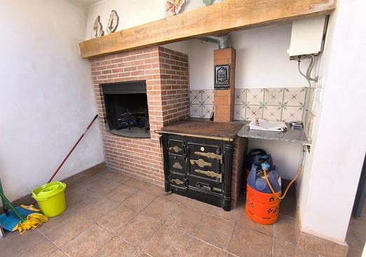 Town house in Raspay