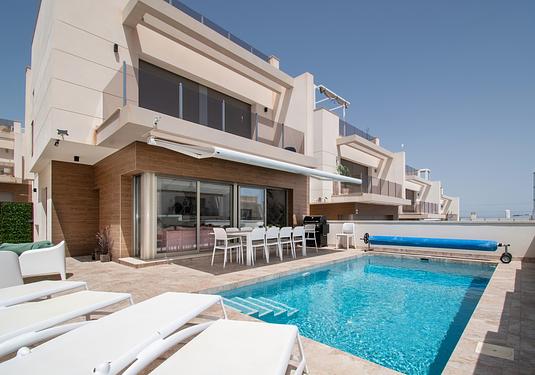 Villa in Orihuela Costa