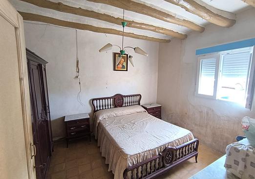 Country house in Yecla