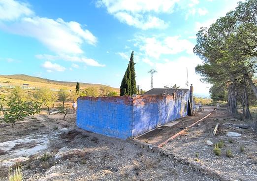 Country house in Yecla