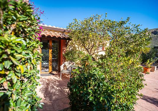 Commercial in Hondón de las Nieves