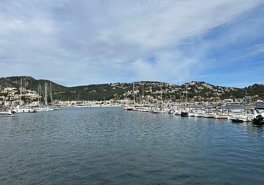 Parking  in Port D'andratx
