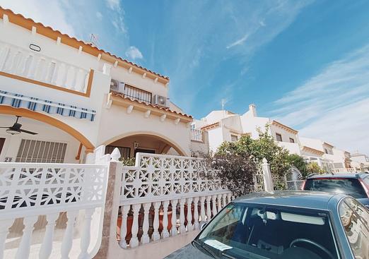 Quad villa in Playa Flamenca