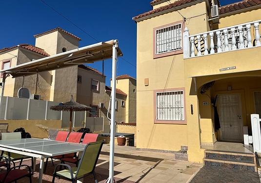 Apartment in San Miguel de Salinas