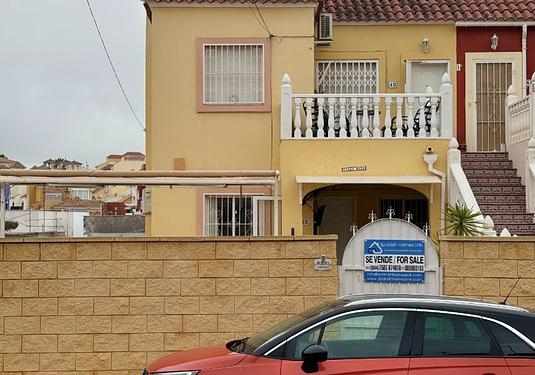 Apartment in San Miguel de Salinas