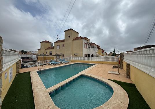 Apartment in San Miguel de Salinas