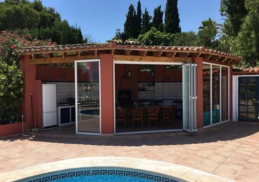 Villa in Alfas del Pi