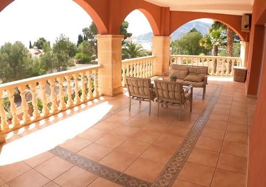 Villa in Alfas del Pi