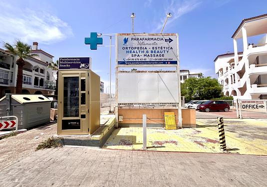 Commercial in Villamartin