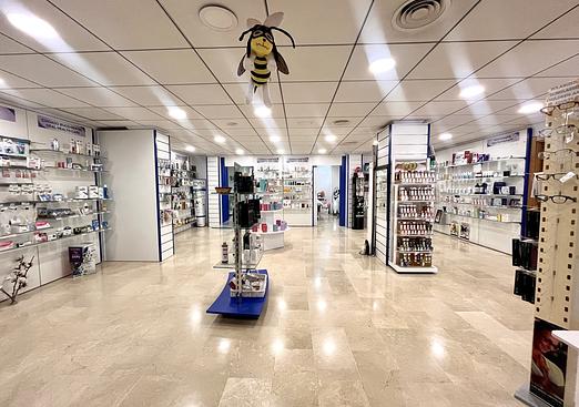 Commercial in Villamartin