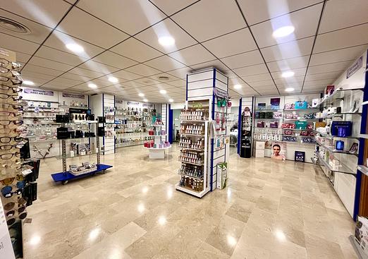 Commercial in Villamartin