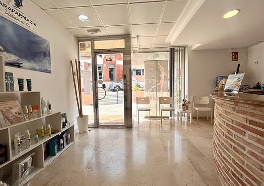 Commercial in Villamartin