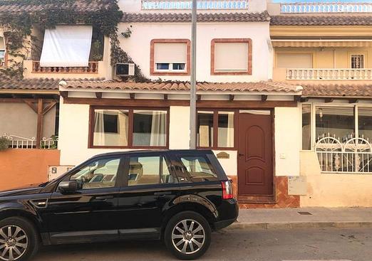 Town house in Los Montesinos