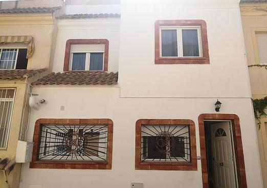 Town house in Los Montesinos